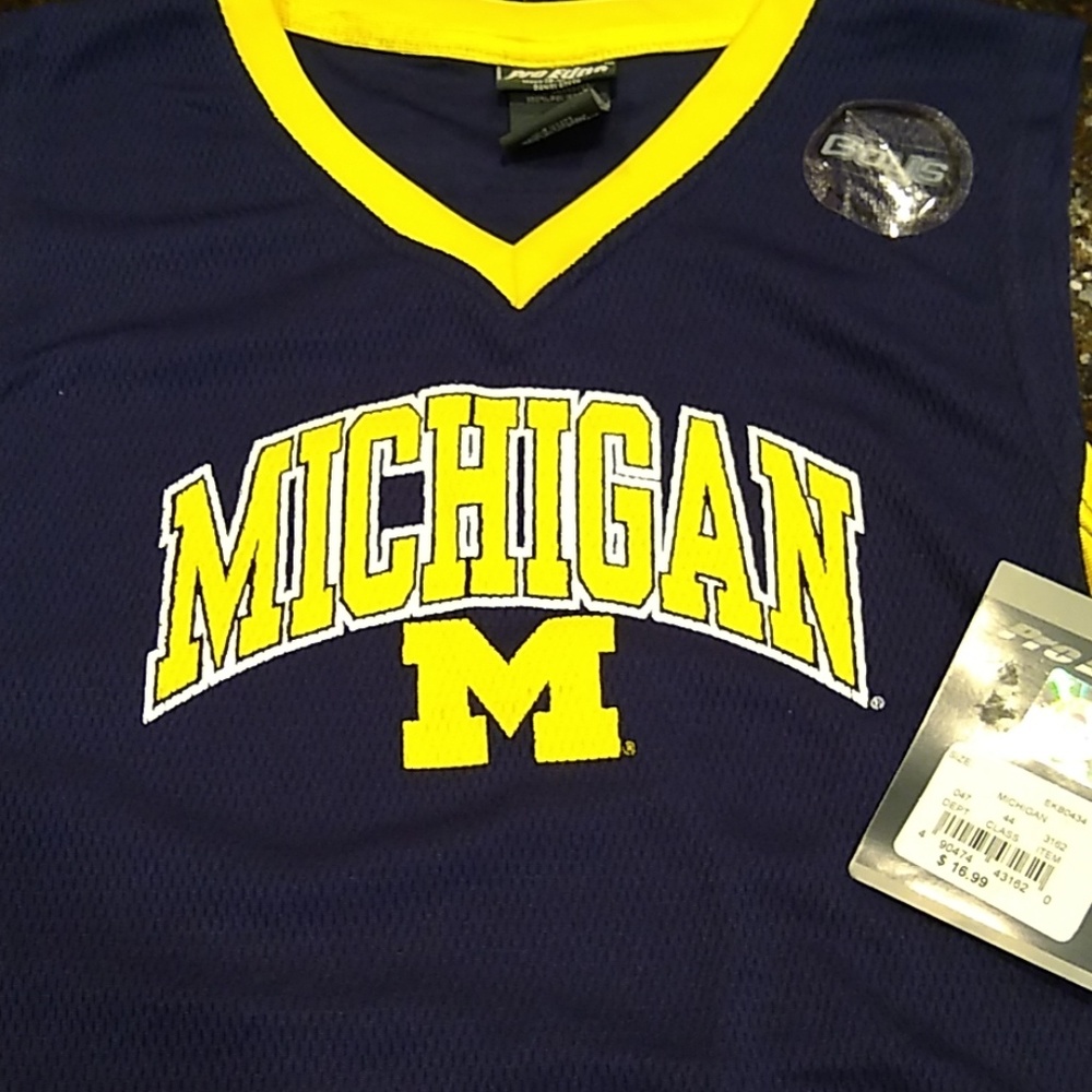 Michigan muscle t-shirt